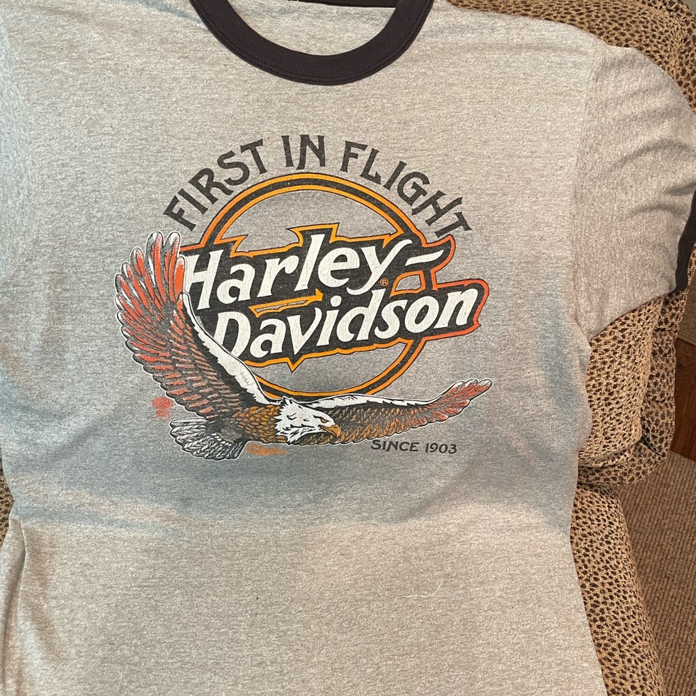 Men’s L Harley Davidson tee